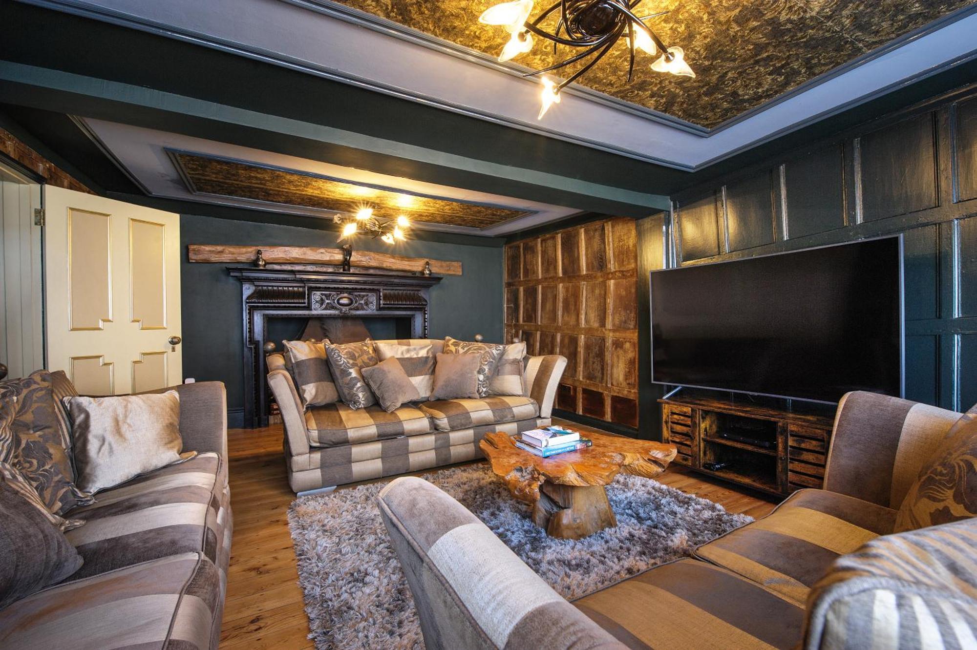 Huge Deluxe 600 Year Old Essex Manor, Hot Tub, Cinema Room, Sky Tv Saffron Walden Exterior photo